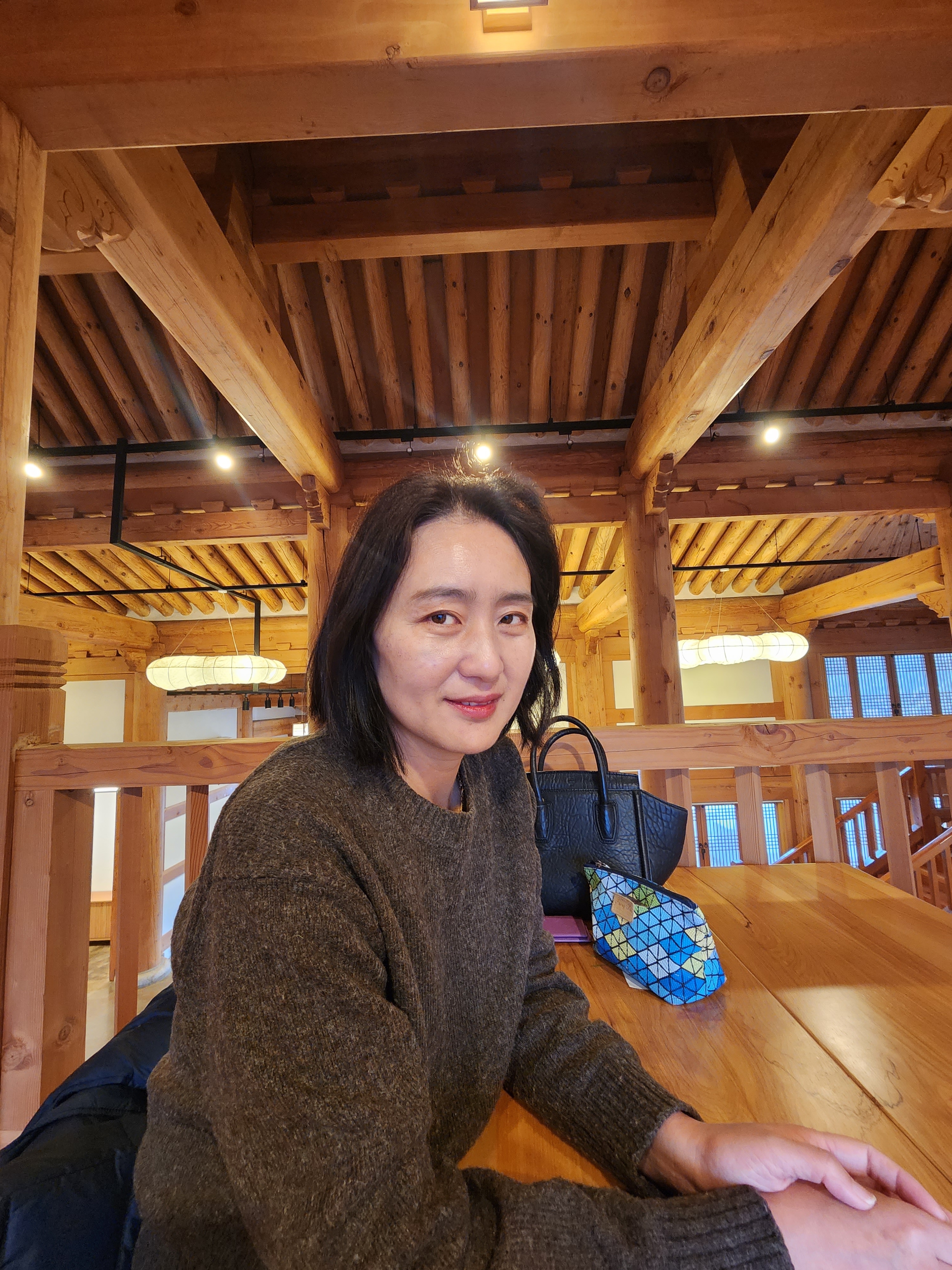 사이를 사유하다